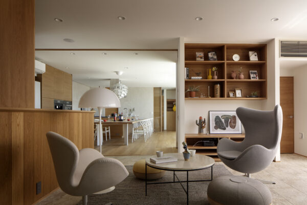 特注 オーク横貼り_スプルースルーバー戸