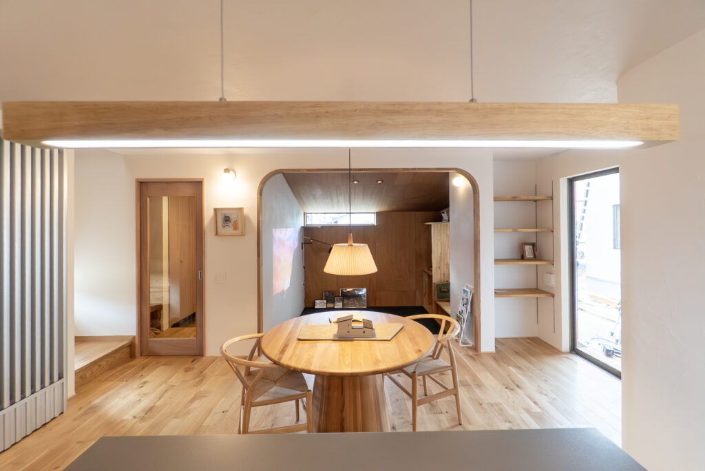 三重県｜設計士が自宅に選ぶ「DOAX」ガラス戸・開き戸・折れ戸