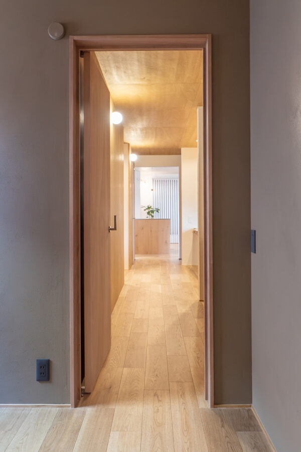 三重県｜設計士が自宅に選ぶ「DOAX」ガラス戸・開き戸・折れ戸